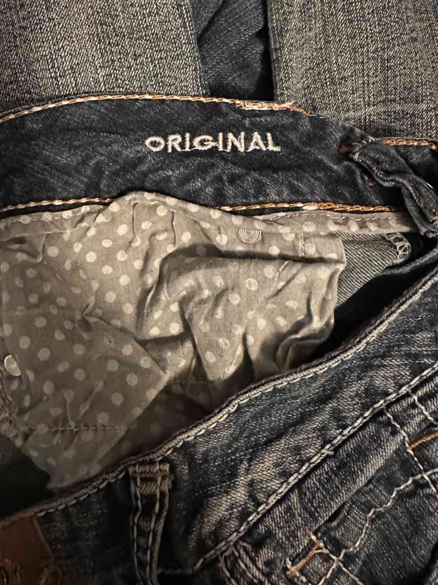 Womens Tall Jeans 28W 36L - Kansas City, Missouri - FleaMarketBay