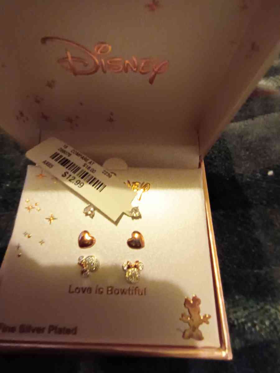 Disney earrings sterling silver - Pocatello, Idaho - FleaMarketBay