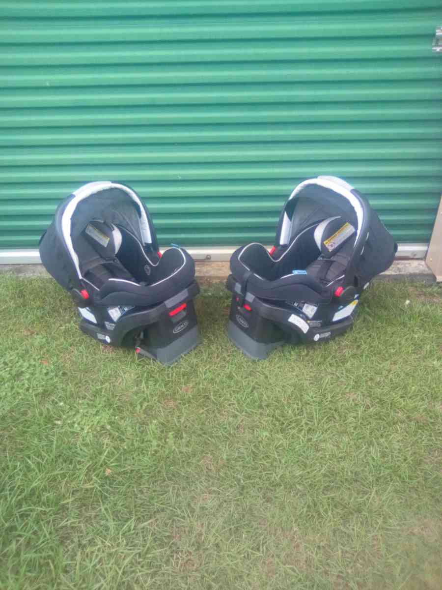 2020 Graco snugride snuglock 35 - Hartford, Alabama - FleaMarketBay