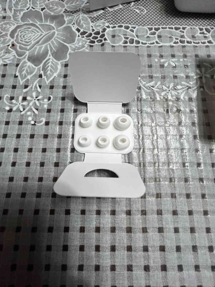 AirPod pro 2 gen - Ferndale, Washington - FleaMarketBay