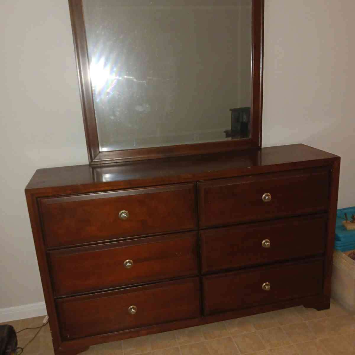 bedroom set - Pasadena, Texas - FleaMarketBay