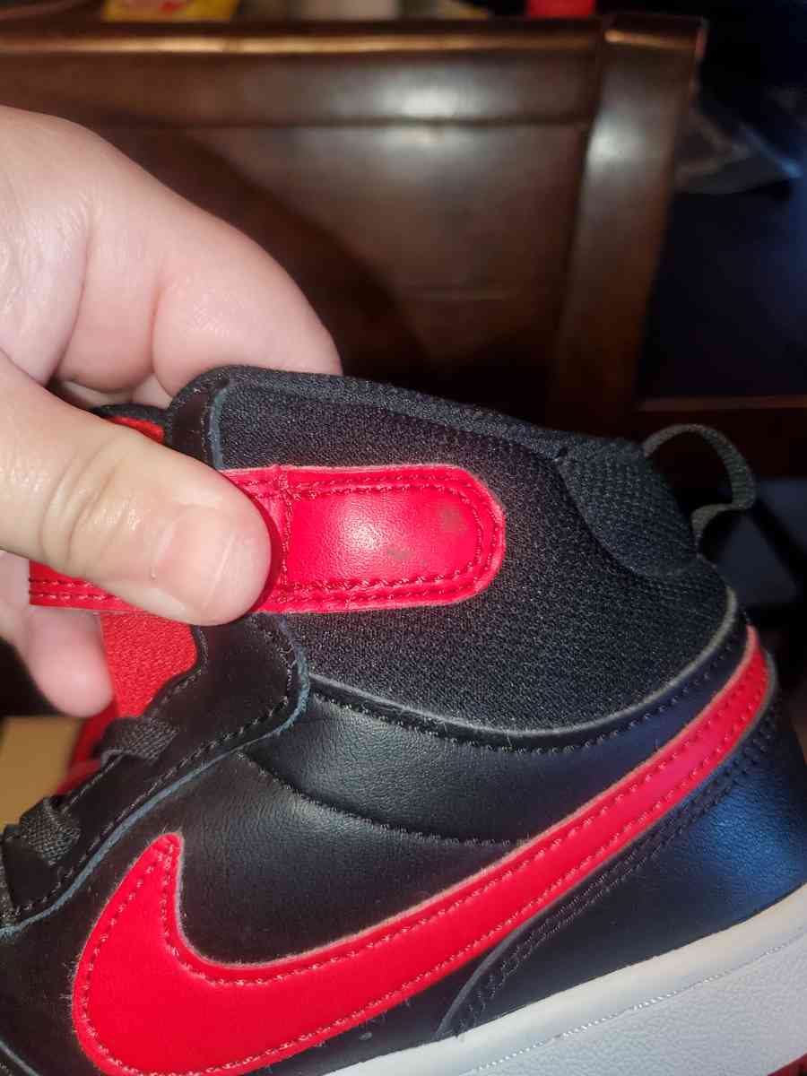 Boys Sneakers - Dover, Delaware - FleaMarketBay