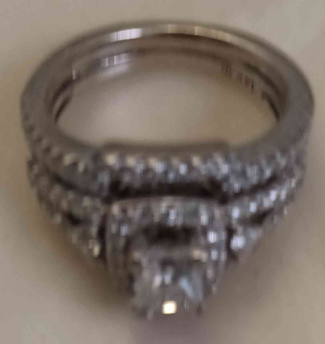 wedding ring - Louisville, Kentucky - FleaMarketBay