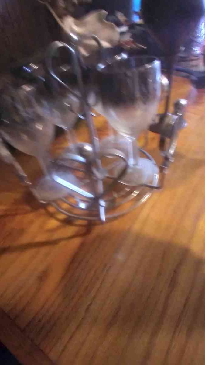 wine glasses - Mitchell, Indiana