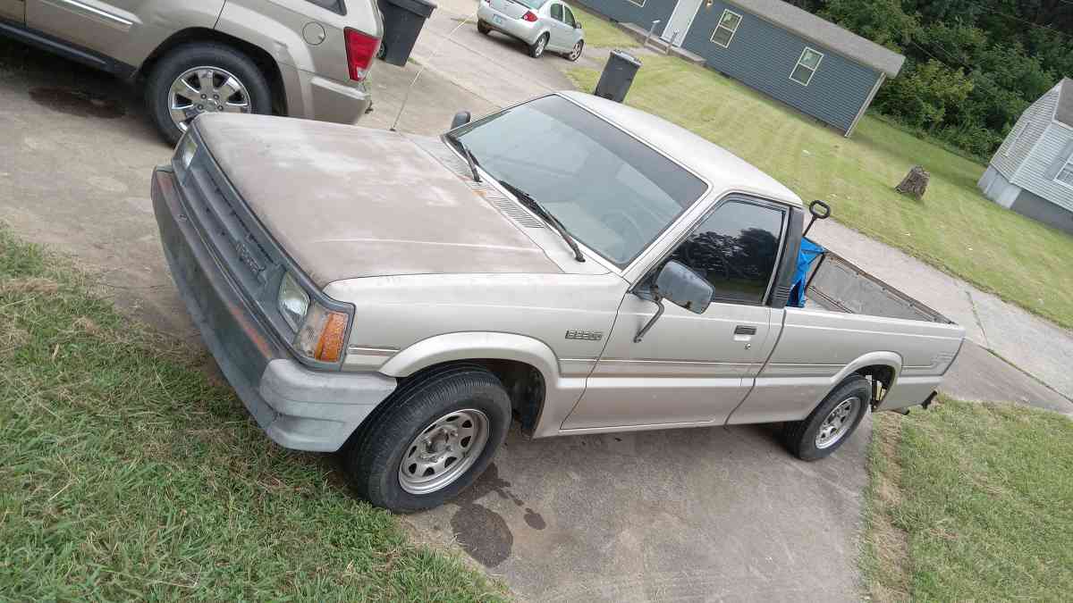 1988 mazda b2200