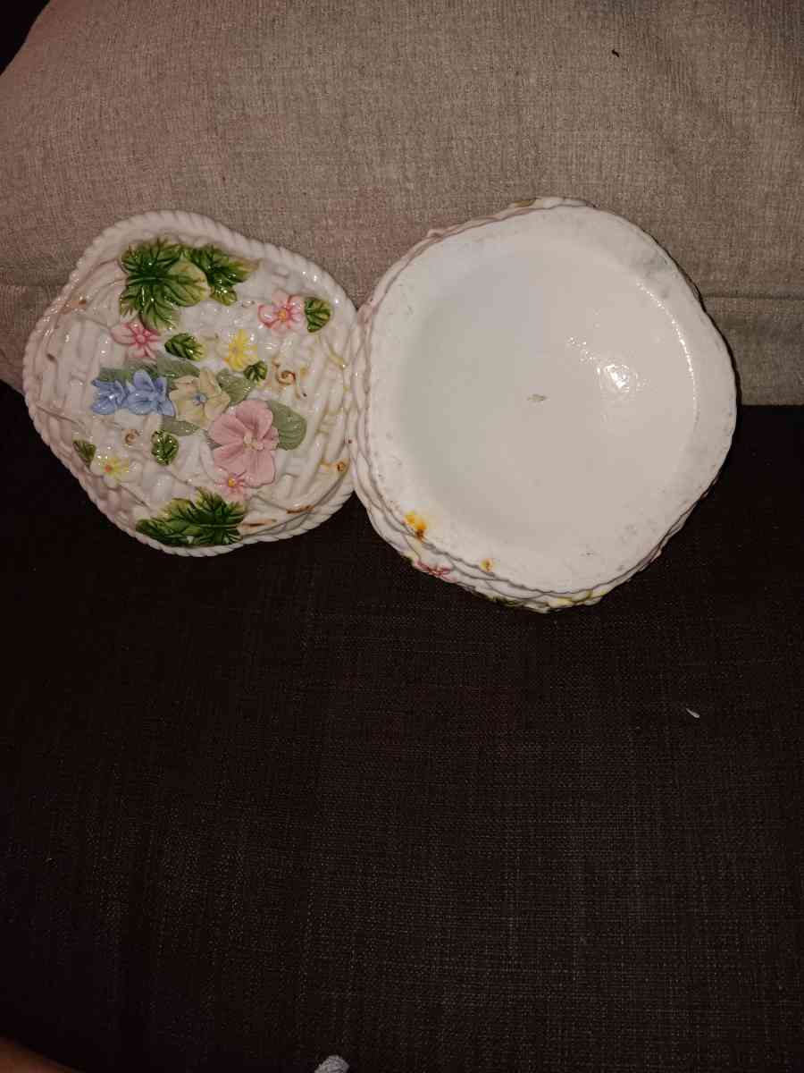 dish bowl - Dade City, Florida - FleaMarketBay