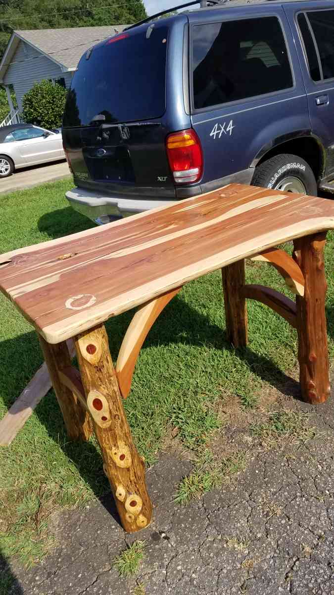 table  handmade  table  cedar - Easley, South Carolina - FleaMarketBay