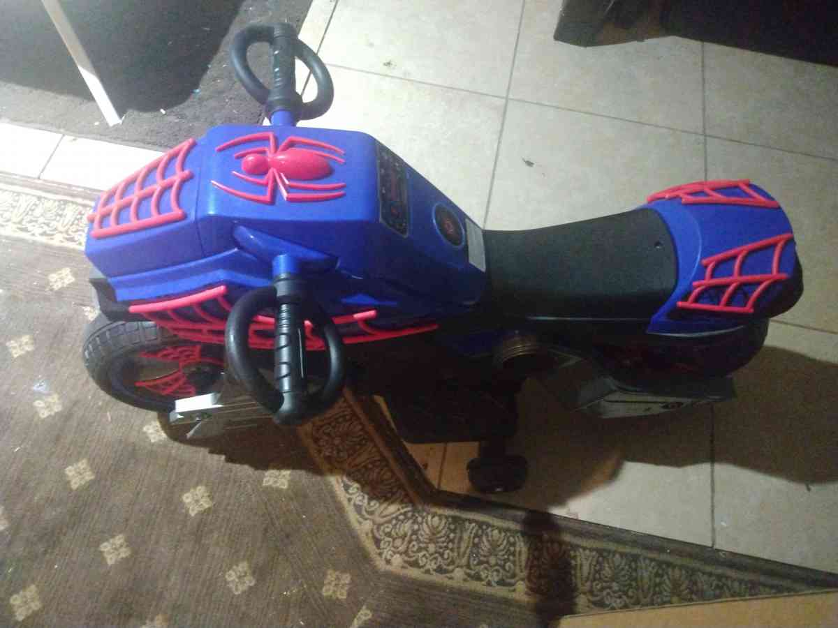 Marvel Spiderman 6V Battery Powered Motorcycle Boys Ride - Las Vegas, Nevada - FleaMarketBay