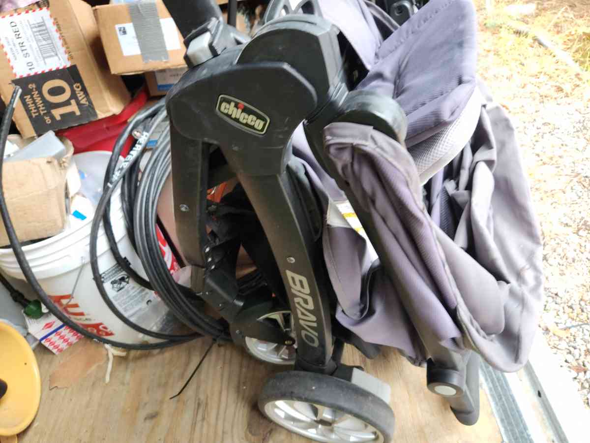 STROLLER - Mckinney, Texas - FleaMarketBay