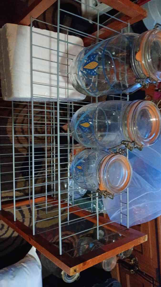 3peice cansdier set with yellow corn flowers - Seneca, South Carolina - FleaMarketBay