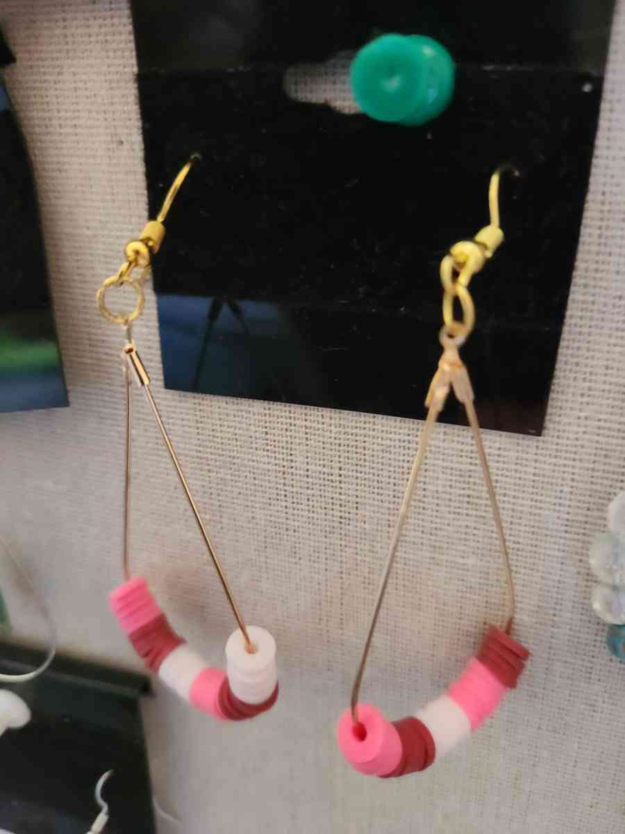 hand made earrings - Marlton, New Jersey - FleaMarketBay