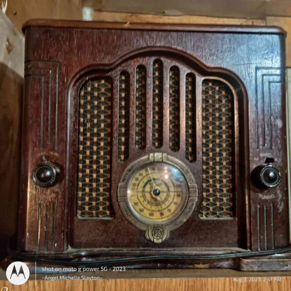 old radio from 70s works too - Gaylesville, Alabama