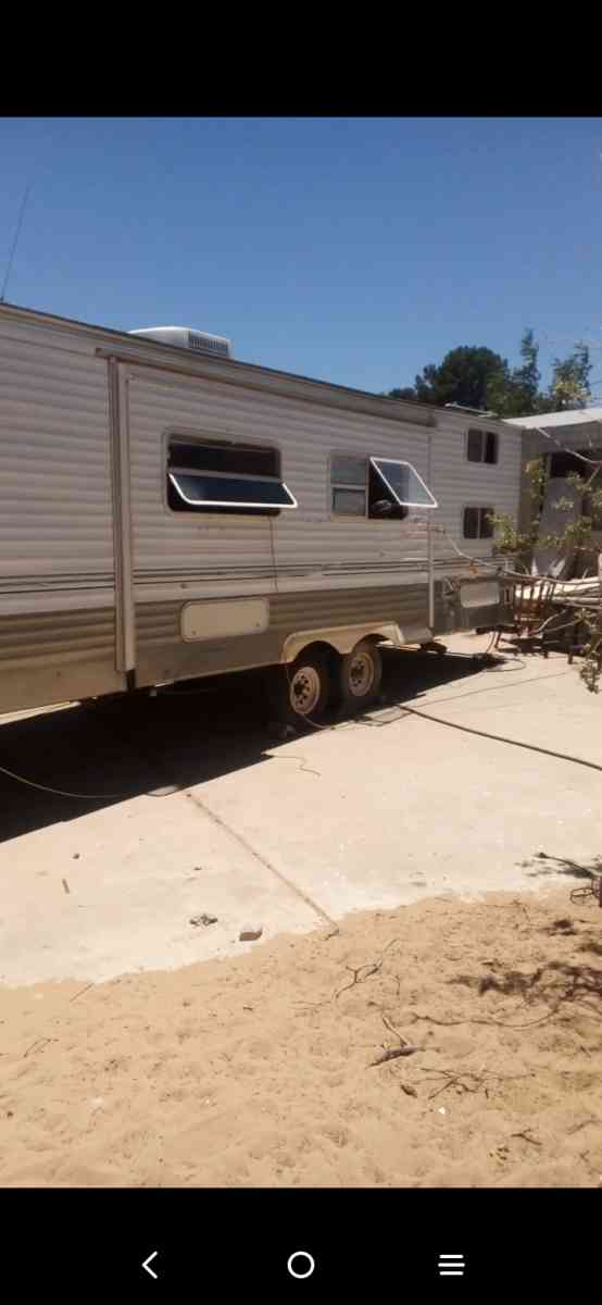 RV with two rooms and one slide out price is fair make a off - El Paso, Texas - FleaMarketBay