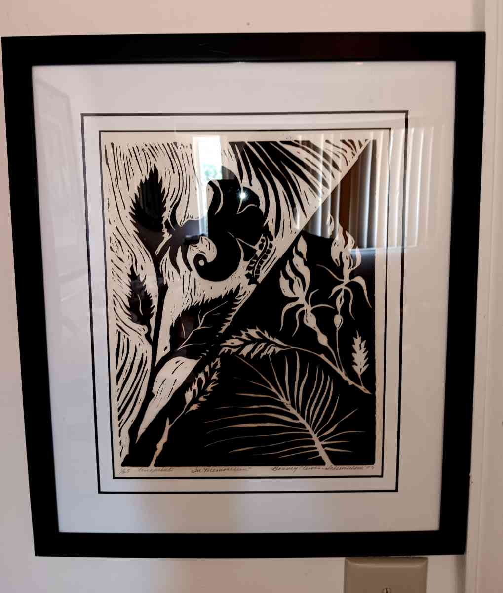 Lauderdale artist that paints Ying and yang in black and whi - Jensen Beach, Florida - FleaMarketBay