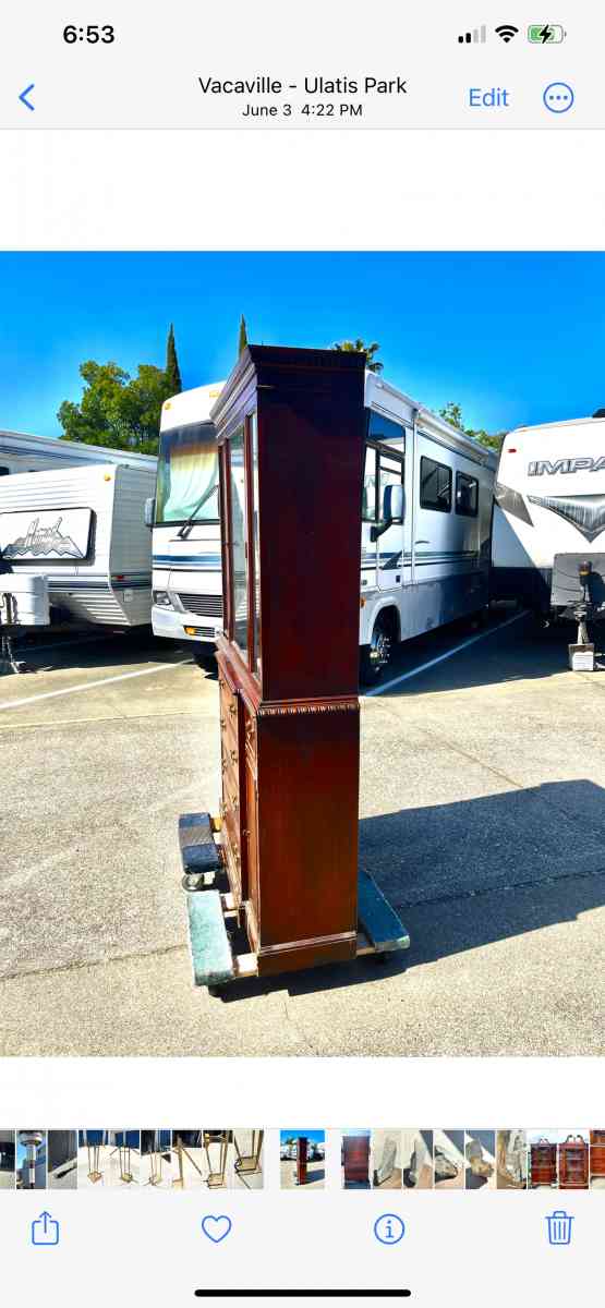 Antique Dining cabinet hutch - Vacaville, California - FleaMarketBay