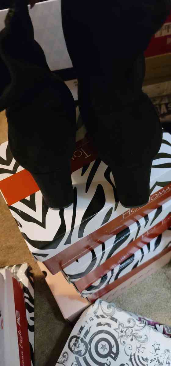 Womens Heel Boots - Pensacola, Florida - FleaMarketBay