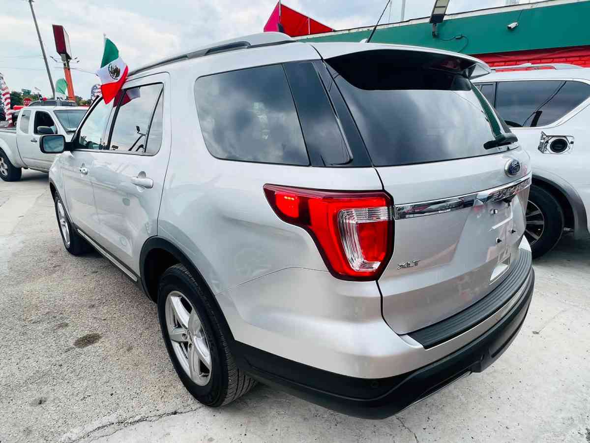 2019 Ford Explorer XLT 134k millas - Snook, Texas - FleaMarketBay