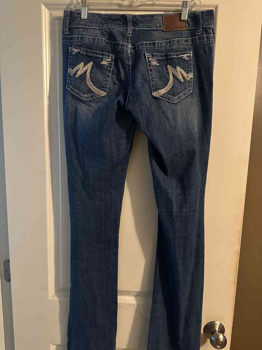 Womens Maurices Jeans Size 8 Long - Kansas City, Missouri - FleaMarketBay
