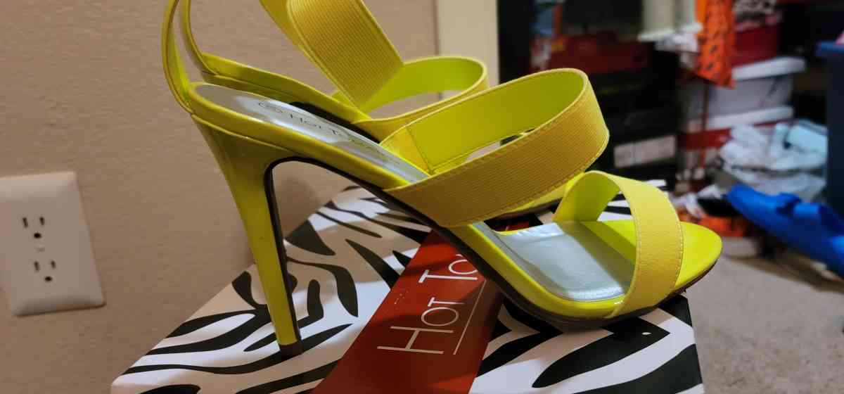 Womens Heels - Pensacola, Florida - FleaMarketBay