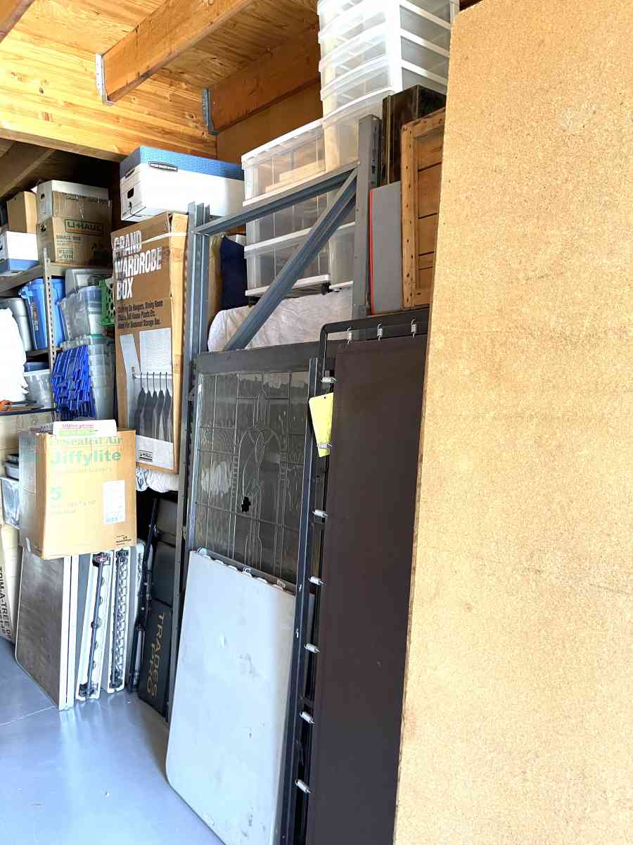 lots of Antiques and other items - Vacaville, California - FleaMarketBay