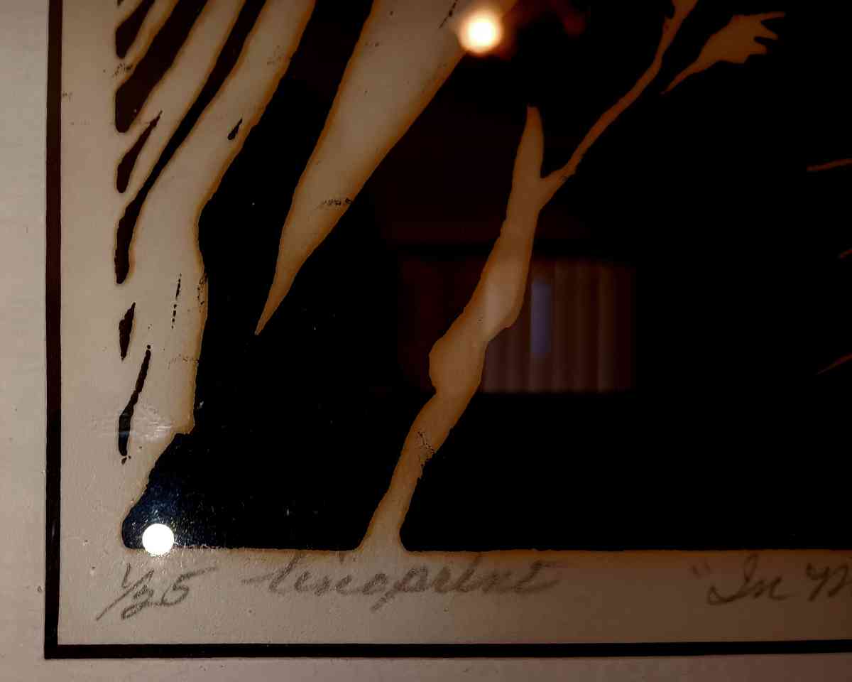 Lauderdale artist that paints Ying and yang in black and whi - Jensen Beach, Florida - FleaMarketBay