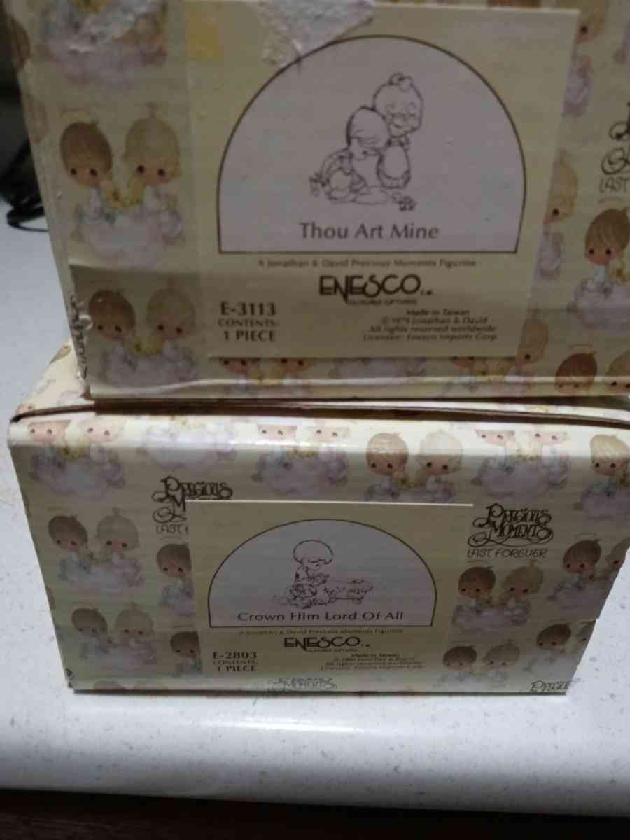 2 VINTAGE PRECIOUS MOMENTS FIGURES BOTH ARE FROM 1979 - Kokomo, Indiana