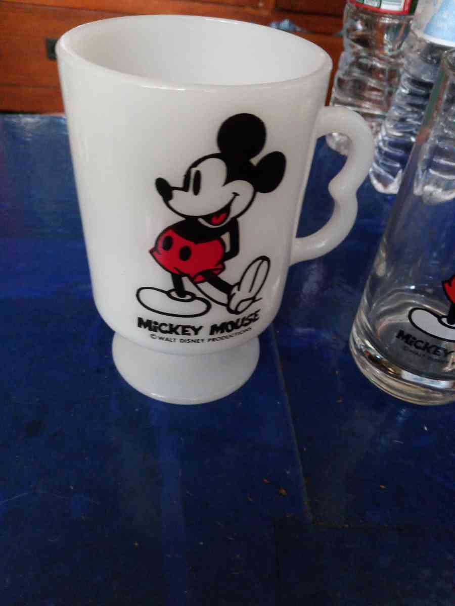 Mickey Mouse coffee mug and Tumbler - Pawtucket, Rhode Island - FleaMarketBay