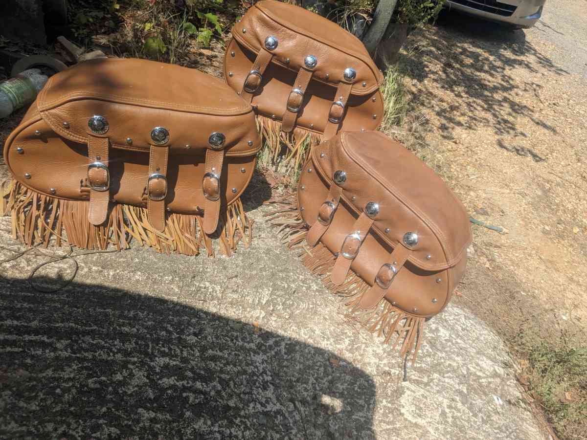 Indian motorcycle saddlebags - Jonesboro, Arkansas - FleaMarketBay
