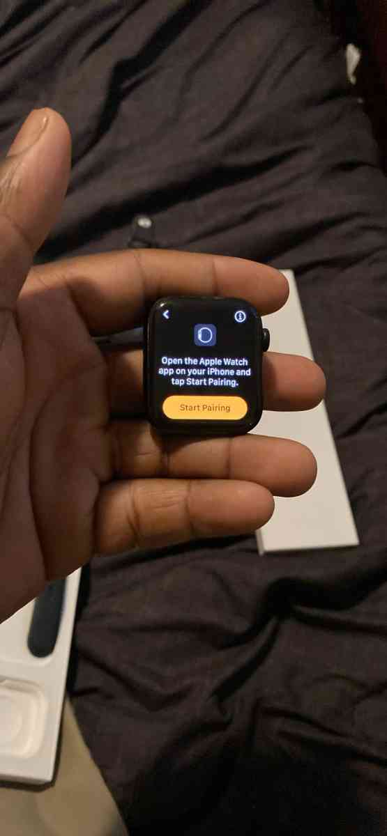 Apple Watch se 2nd gen - Memphis, Tennessee - FleaMarketBay