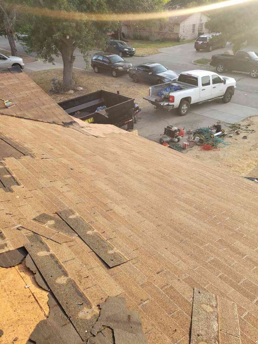 ROOFING LOYOLA - Dallas, Texas - FleaMarketBay