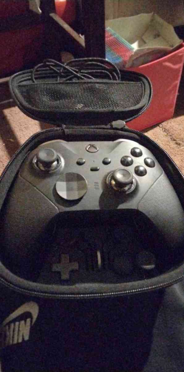 Xbox one elite series wireless controller - Maysville, Kentucky
