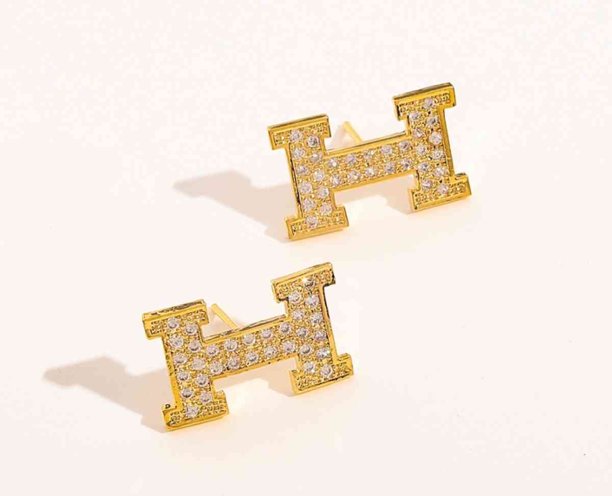 earings - Mission Viejo, California - FleaMarketBay