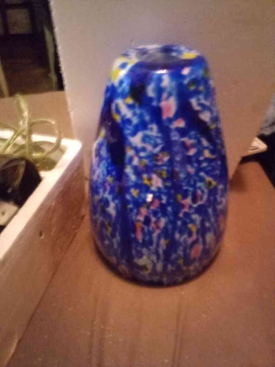 globe light fixture that is hooked up through youre electric - Stonewall, Louisiana - FleaMarketBay