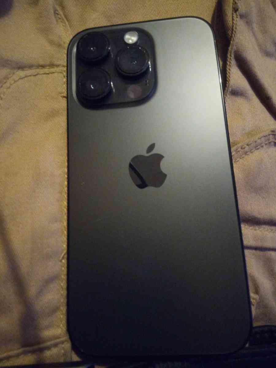 Brand like New iPhone 14 Pro password locked take best offer - Memphis, Tennessee