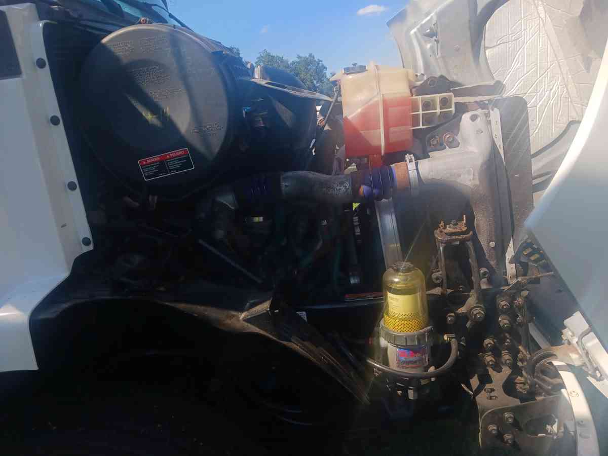 volvo 2014 - Tampa, Florida - FleaMarketBay