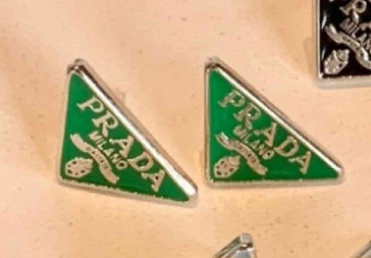 earings - Mission Viejo, California - FleaMarketBay