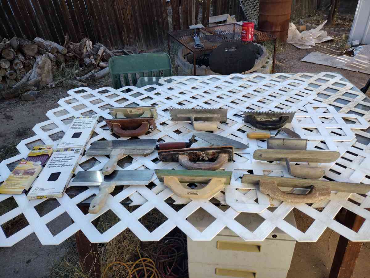 concrete drywall brick tools - Tucson, Arizona - FleaMarketBay