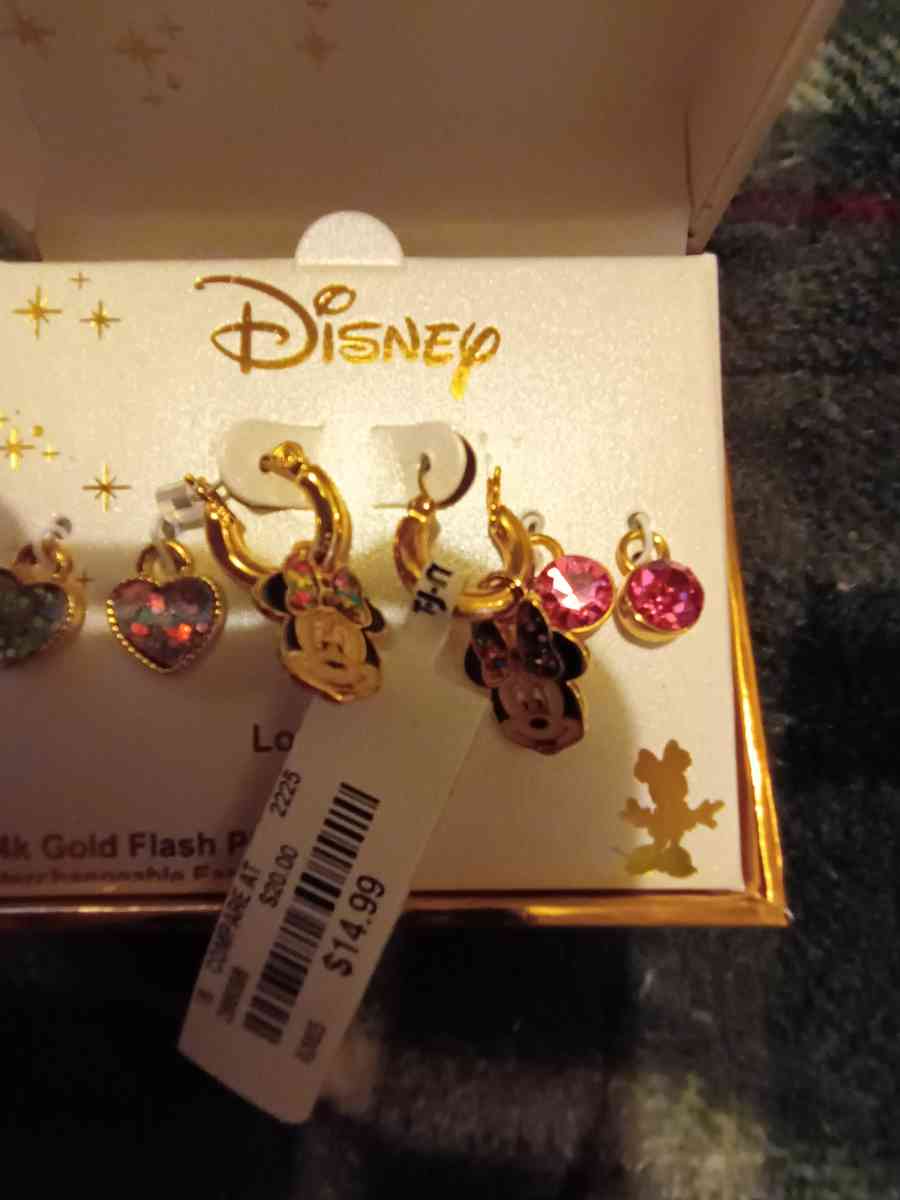Disney sterling silver earrings - Pocatello, Idaho