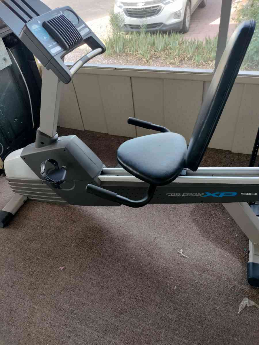 pro form px90 exercise bike w built in training programs - Tucson, Arizona