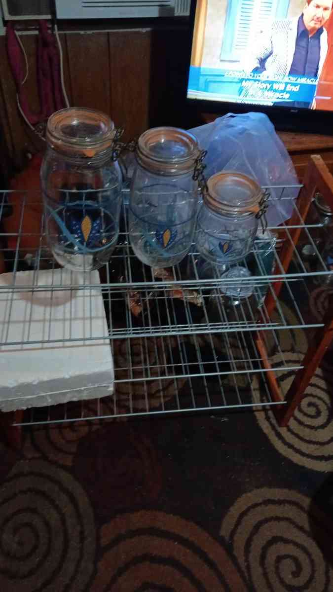 3peice cansdier set with yellow corn flowers - Seneca, South Carolina