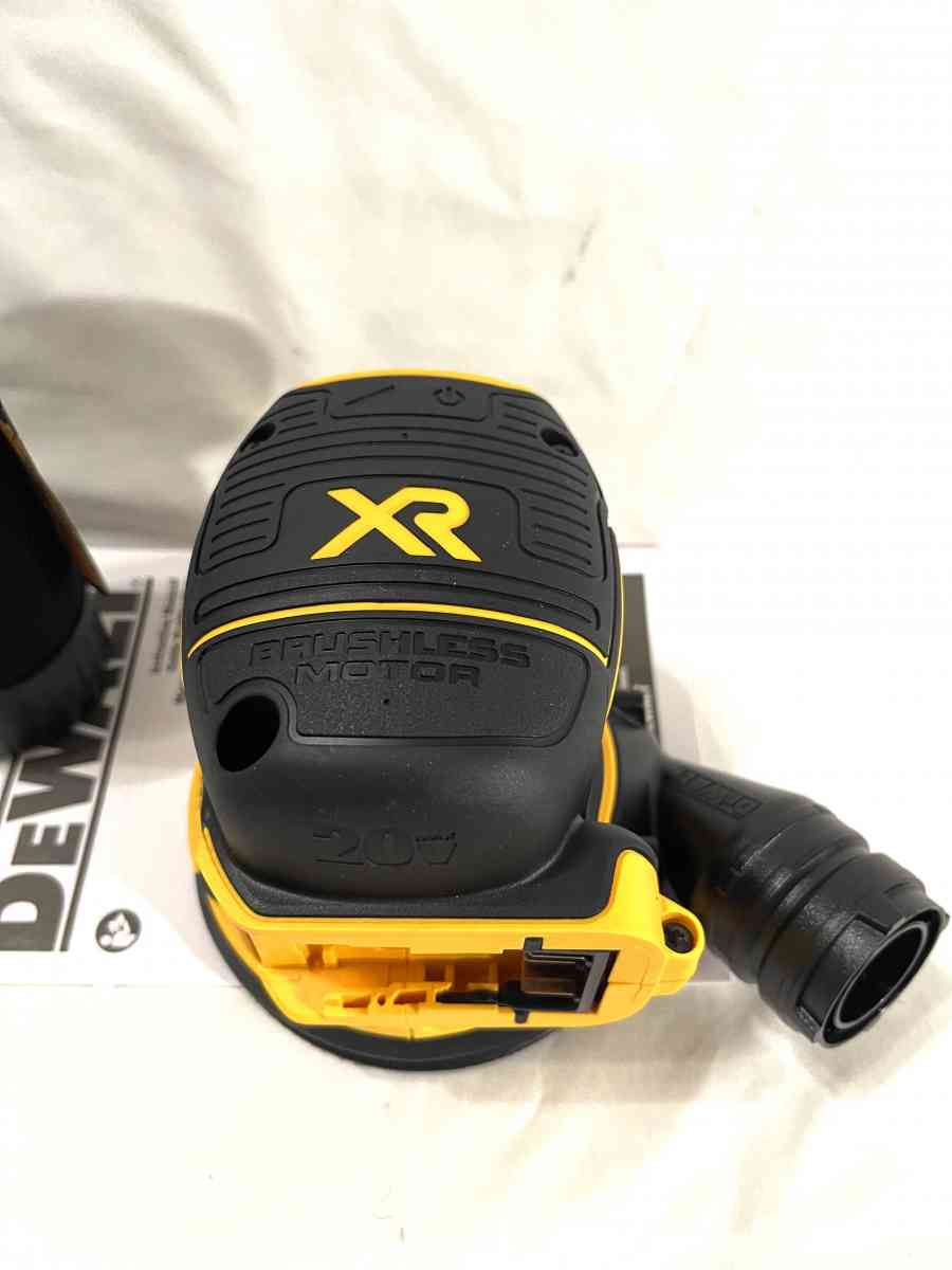 brand new Dewalt XR palm sander - Vacaville, California - FleaMarketBay