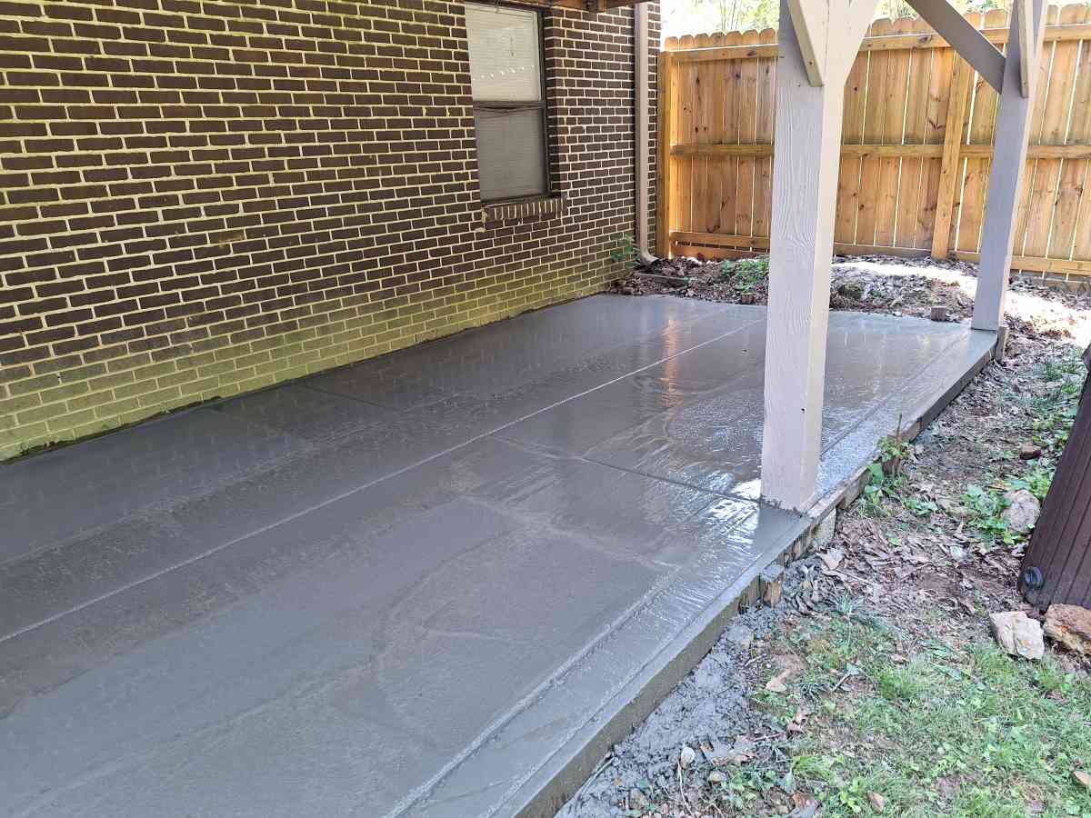 concrete pad - Birmingham, Alabama - FleaMarketBay