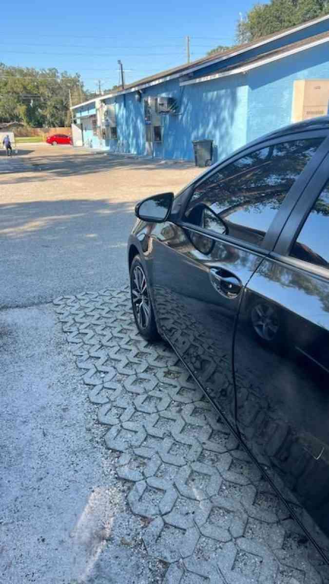 toyota corolla 2016 - Tampa, Florida - FleaMarketBay