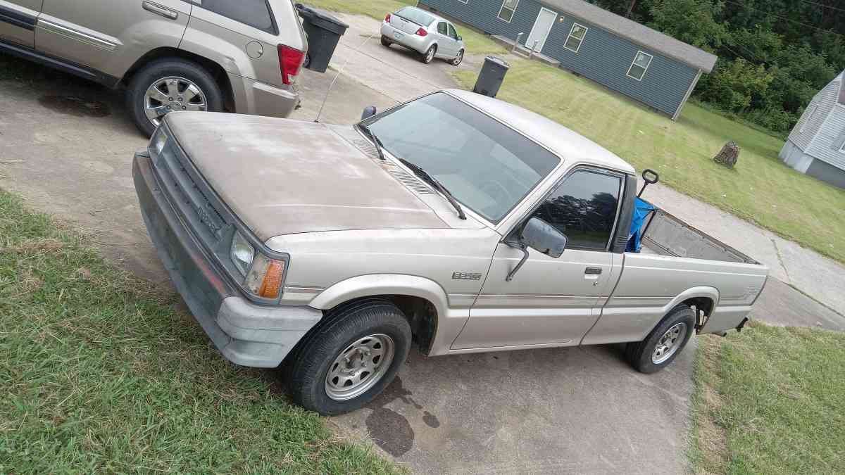 1988 mazda b2200 - Hopkinsville, Kentucky - FleaMarketBay