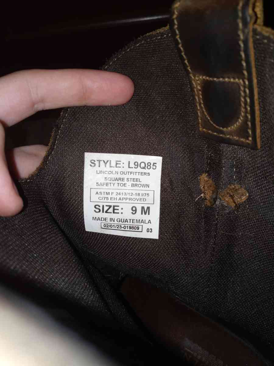 stealtoe cowboy boots - Red Bud, Illinois - FleaMarketBay