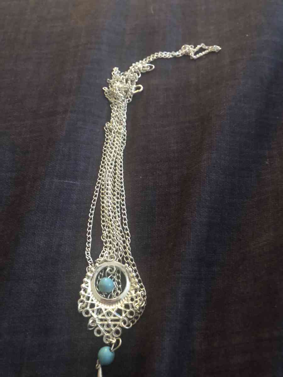 blue foot bracelet - Alicia, Arkansas