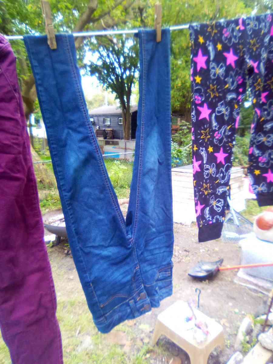 girls clothes - Flint, Michigan - FleaMarketBay