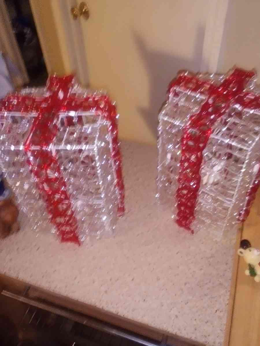 Christmas Presents Lights - Georgetown, Kentucky