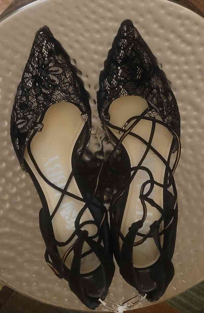 Sam and Libby black lace heels sz 9 womens - Oklahoma City, Oklahoma - FleaMarketBay