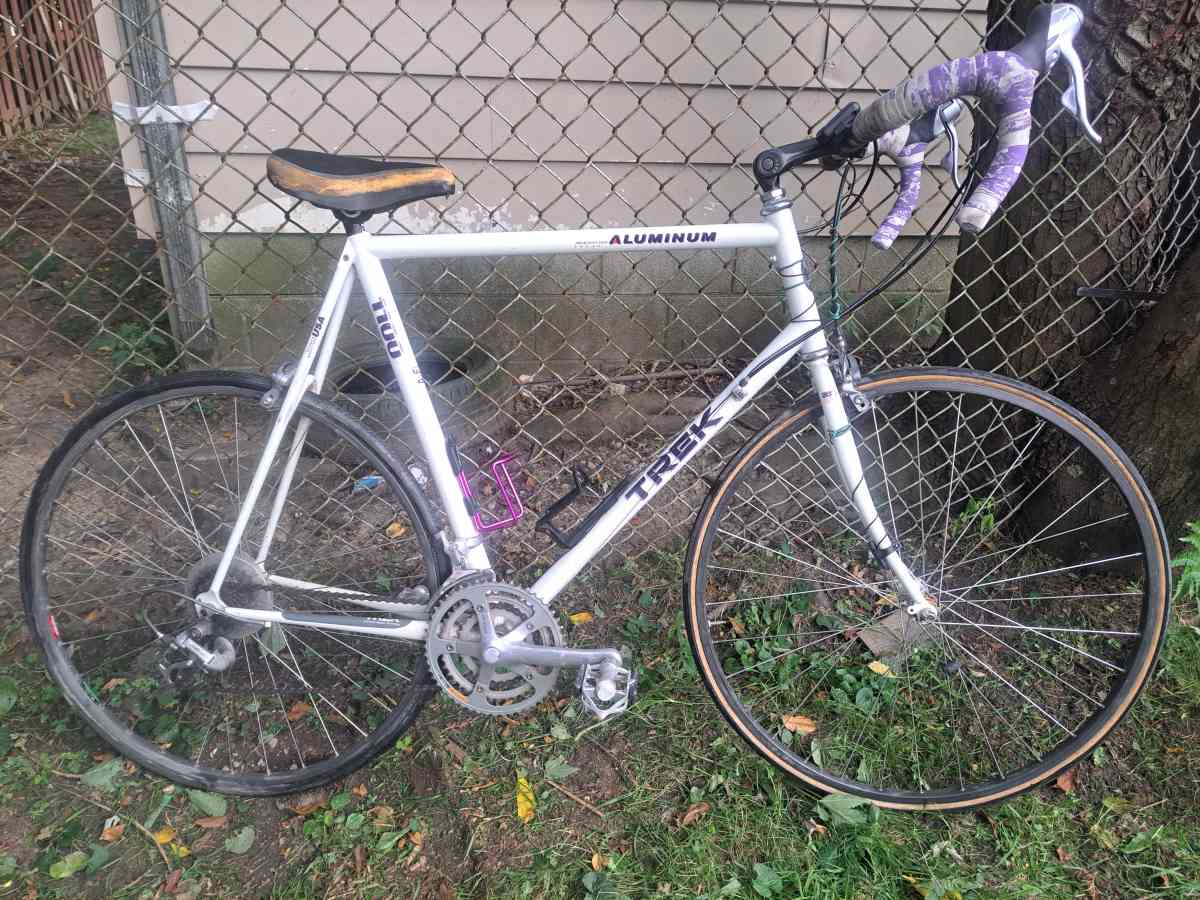Aluminum Trek Bicycle - Youngstown, Ohio - FleaMarketBay